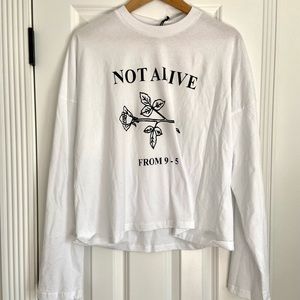NWT RAGGED PRIEST Not Alive Graphic Long-sleeve T-Shirt